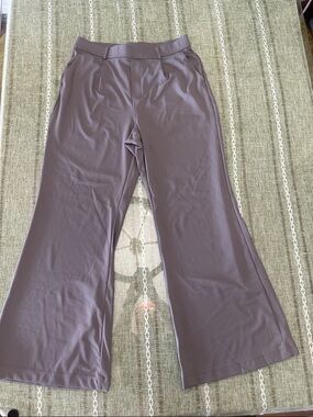 HALARA Wide Leg Trousers in Mauve Gray